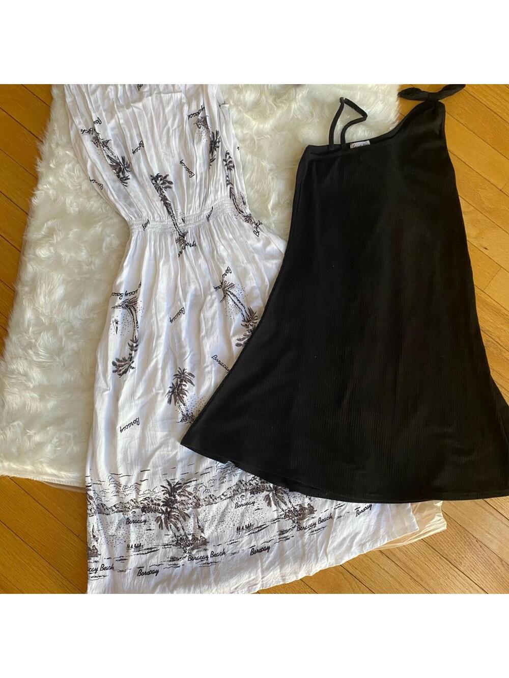 Women's White and Black Maxi Dresses Set Small/Medium